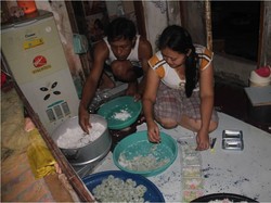 Oleh-oleh Kue Basah Surabaya, di Sini Pusatnya