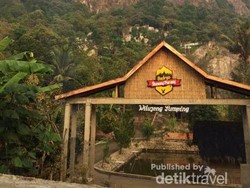 Panjat Tebing Gunung Batu Andesit Tertinggi di Indonesia