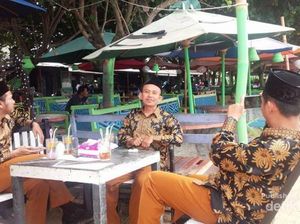 Pantai Buat Santai di Jepara