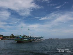 Pantai Cantik di Pulau Pongok, Bangka