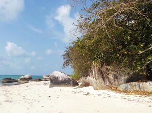 Pantai di Belitung Ini Serasa Milik Pribadi