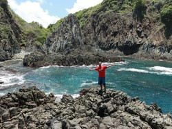 Pantai di Lombok Seperti di Film Fiksi