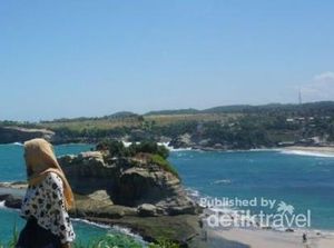 Pantai Klayar, Keindahan Tersembunyi di Balik Bukit
