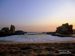 Pantai Klayar, Tempat Pelarian Paling Keren di Pacitan