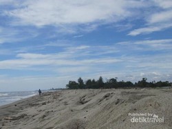 Pantai Lama Muda yang Asyik Buat Piknik di Aceh