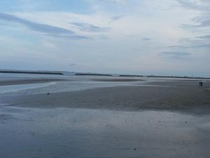 Pantai Pasir Padi, Kini Keindahanmu Tak Seperti Dulu