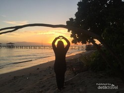 Pantai Pasir Putih Lasusua yang Jarang Orang Tahu