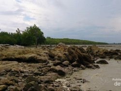 Pantai Pulau Besar yang Perawan di Bangka