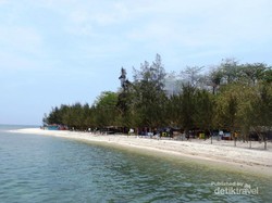 Pantai Pulau Panjang, Karimunjawa Mini di Laut Jepara