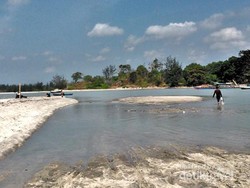 Pantai Rebo dan Cerita Masyarakat Laskar Pelangi