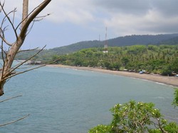 Pantai Senggigi, Kado Terindah Saat Valentine