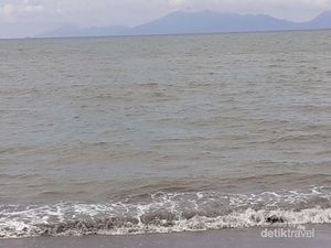 Pantai Syiah Kuala, Tempat Bersantai dan Wisata Religi di Banda Aceh