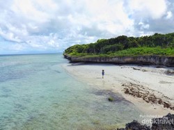 Pantai yang Cantik di Ujung Sulawesi Selatan