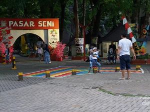 Pasar Seni yang Tidak Pernah Mati