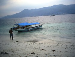 Pasir Putih Pulau Condong, Juaranya Wisata di Lampung Selatan