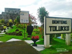Pemandangan Cantik & Lambang Misterius di Benteng Portugis Ternate