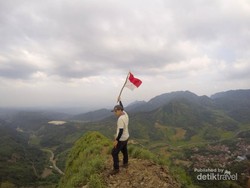 Pendakian Satu Hari di Gunung Batu, Bogor