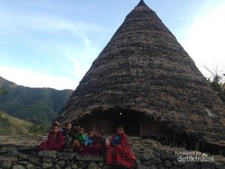 Penti, Upacara Adat yang Sakral di Wae Rebo