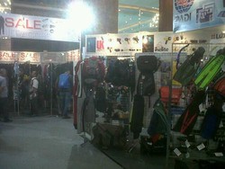 Peralatan Selam Diskon hingga 70% di Deep and Extreme Indonesia 2012