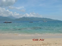 Pertama Kali Jatuh Cinta dengan Lombok