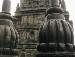 Pesona Candi Prambanan yang Tak Lekang Waktu