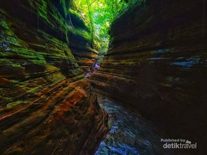 Pesona Curug Putri yang Tak Luntur-luntur