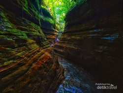 Pesona Curug Putri yang Tak Luntur-luntur