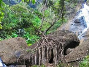 Pesona Curug Winong Tiada Duanya