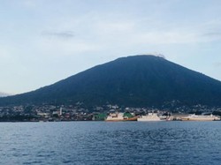 Pesona Indonesia Timur & Gerhana Matahari Total