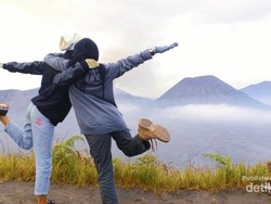 Pesona Lautan Pasir Bromo