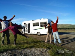 Pesona Selandia Baru, Dari Gunung Es Hingga Sky Diving