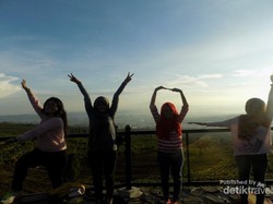 Posong, Surga Bagi Pemburu Sunrise