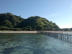 Pulau Kanawa, Mutiara Cantik di Tengah Lautan Flores