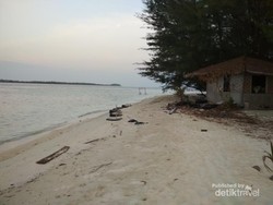 Pulau Menjangan Kecil Punya Pantai Cantik