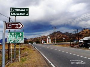 Pulau Moyo Secuil Surga di Sumbawa