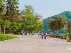 Pulau Nami yang Cantik, Meski Bukan di Musim Gugur