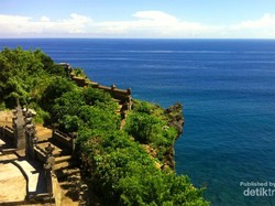Pura Uluwatu, Pesona yang Tak Lekang oleh Waktu