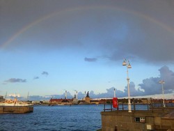 Putri Duyung di Pantai Kopenhagen yang Dingin