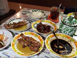 Rekomendasi Kulineran di Bantul: Sate Klatak