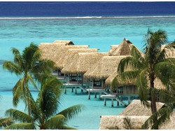 Resort di Atas Laut, Kesempurnaan di Pantai Ora, Maluku