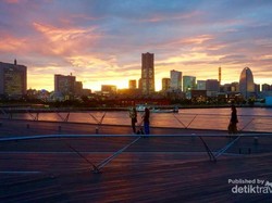 Saat Matahari Terbenam di Yokohama