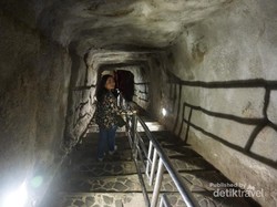 Salut! Wisata Sejarah di Bukittinggi Ini Bebas Sampah