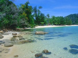 Santai Sambil Bergaya di Pulau Gaya