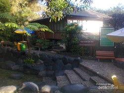 Santai Sejenak Melepas Lelah di Sari Ater Subang