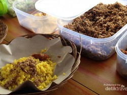 Sarapan ala Kota Sorong: Nasi Kuning Rempah