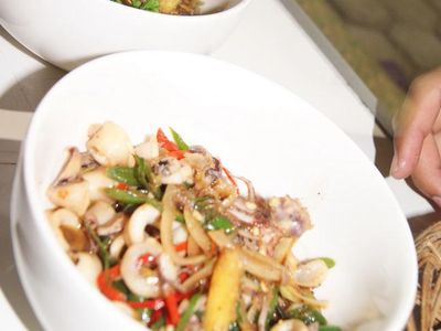 Seafood Nikmat Harga Hemat di Pondok Makan Salwa - Pantai Depok, Yogyakarta