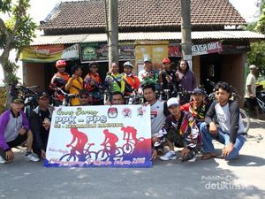 Segar, Bersepeda di Tengah Hijaunya Tulungagung