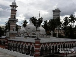 Seharian Keliling Malaysia, Asyik Banget!