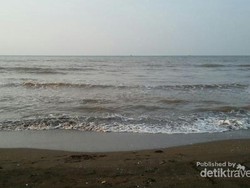 Selain Batik, Pekalongan Juga Punya Pantai
