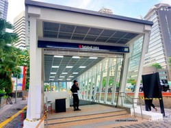 Sensasi Mencoba Transportasi Kekinian Jakarta: MRT